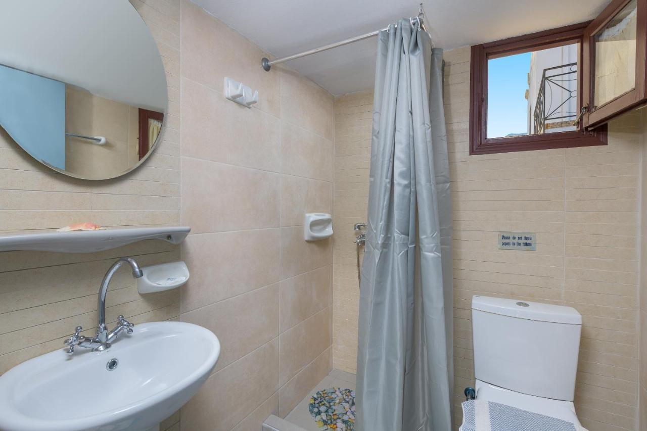 Erato Apartments لينثوس المظهر الخارجي الصورة
